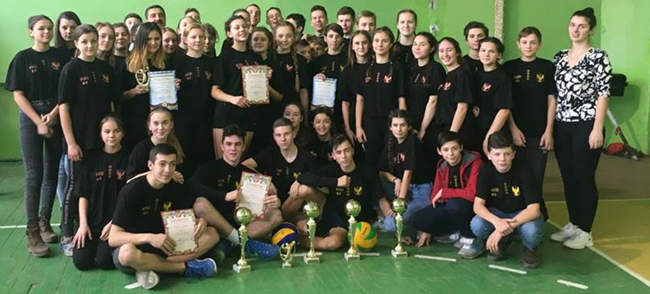 У Коломиї визначилися переможці шкільних змагань з волейболу