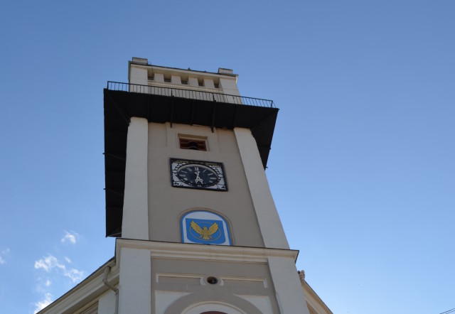 У Коломиї тривають громадські слухання щодо нових правил розміщення реклами. ОНЛАЙН ТРАНСЛЯЦІЯ