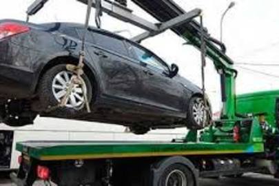 У боржника з аліментів поліція забрала автомобіль прямо по дорозі на море. ФОТО