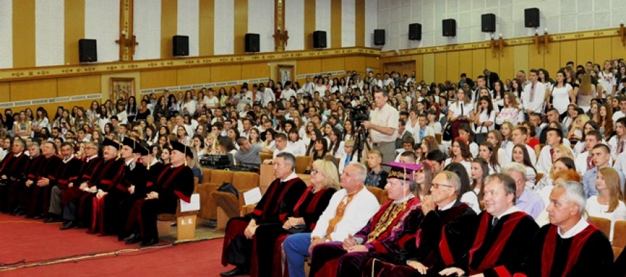 Студенти Прикарпатського університету отримали подвійні дипломи