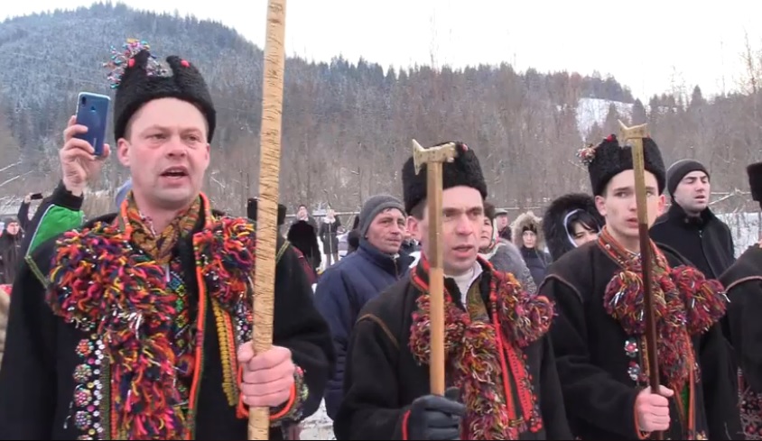 Як святкують Водохреще у Криворівні на Гуцульщині. ВІДЕО
