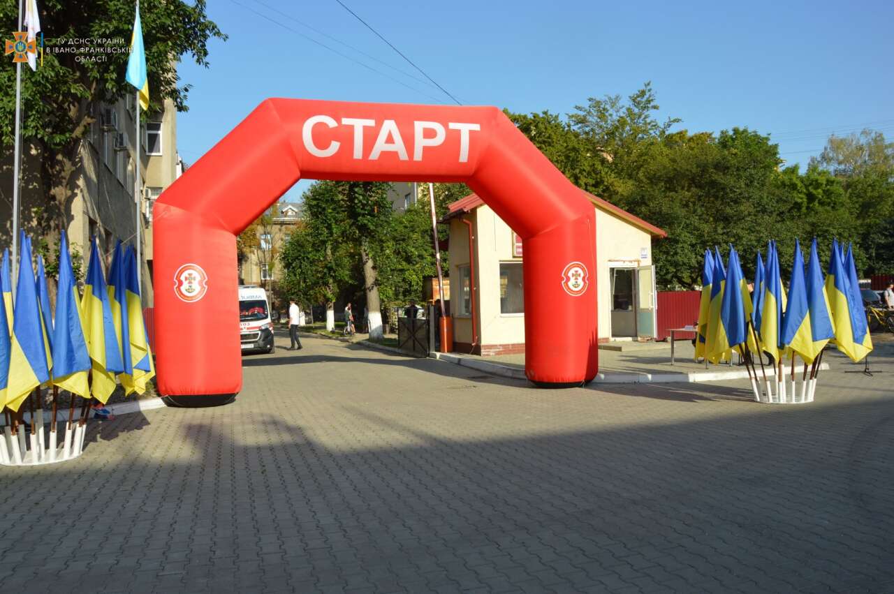 10 кілометрів за наших воїнів та 226 тис. гривень для ЗСУ від ...