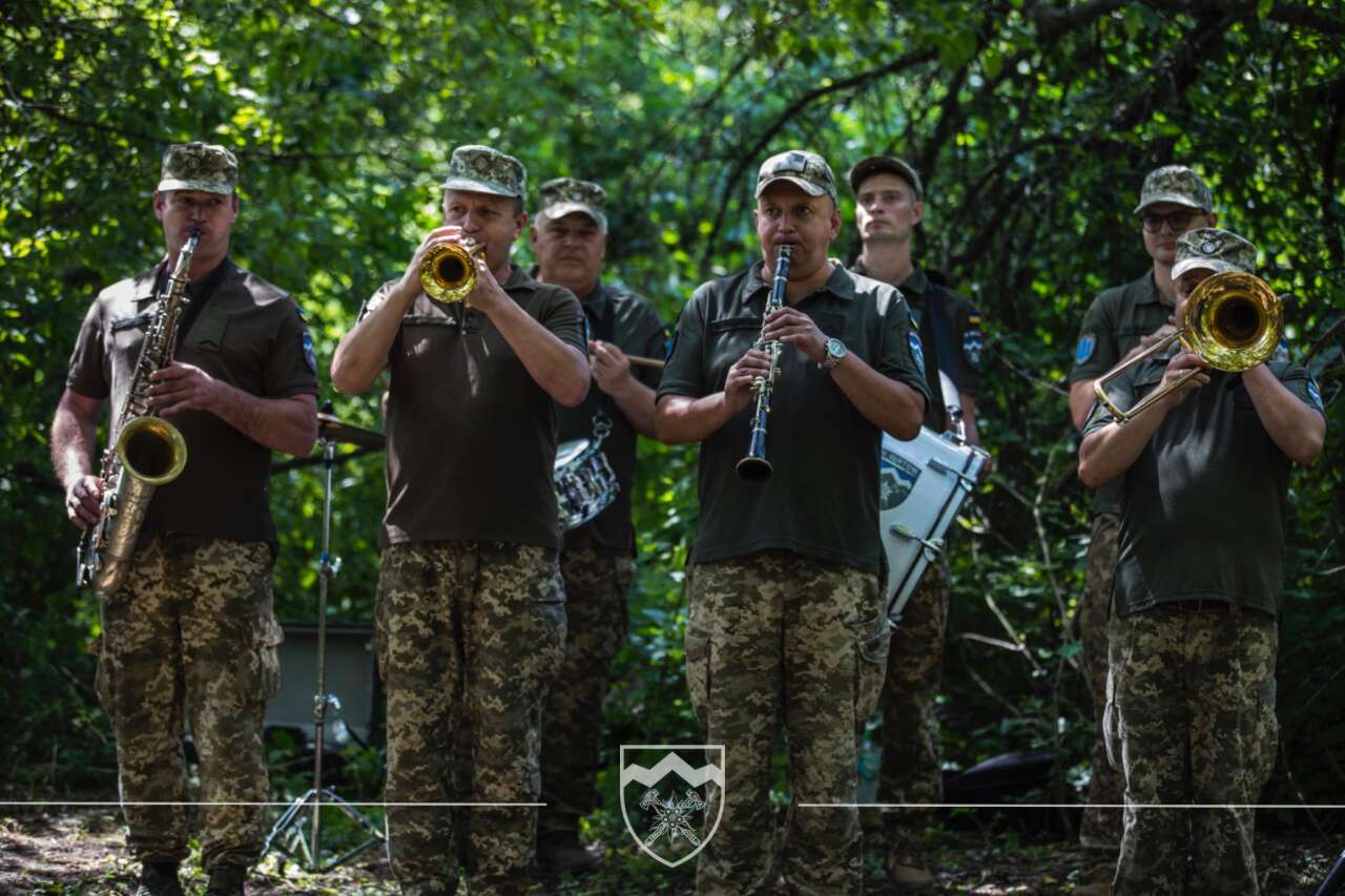 Воїнів коломийської "десятки" відзначили нагородами з нагоди Дня медичного працівника